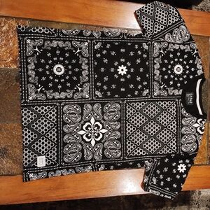 Black and White Bandana Print T-Shirt